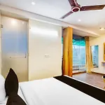 Hotel O Hari Nagar Ashram