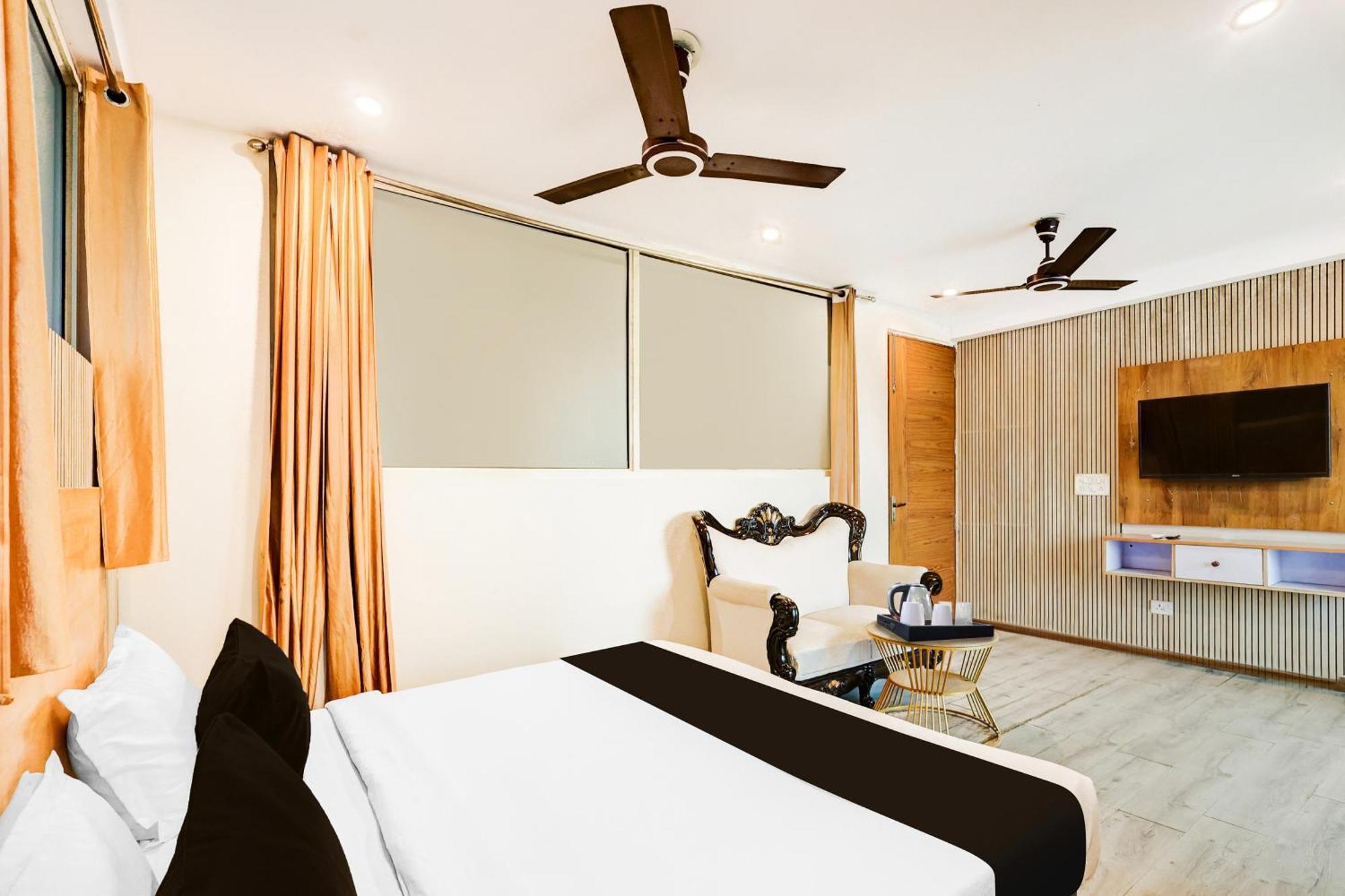 O Hari Nagar Ashram Hotel