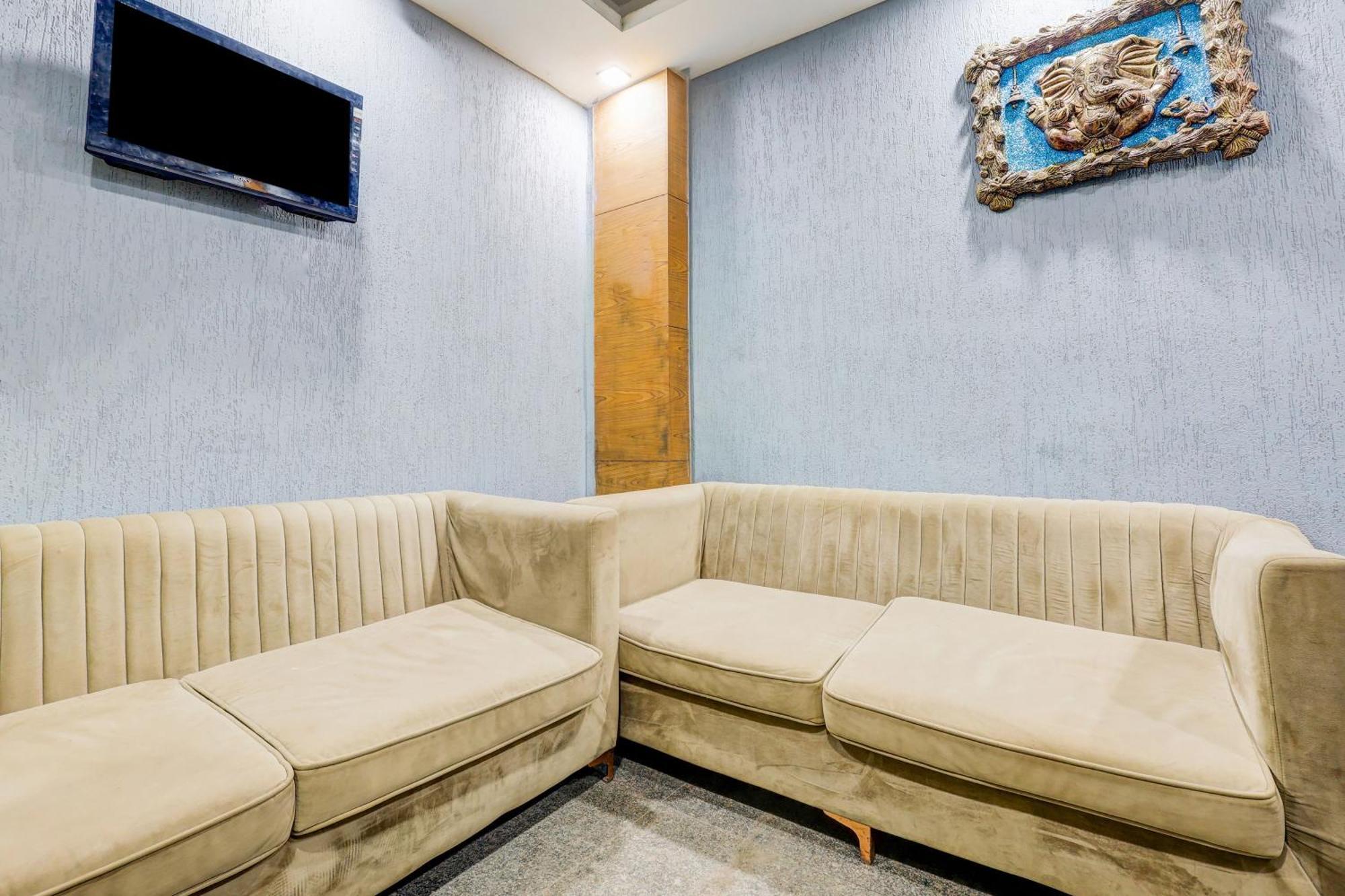 O Hari Nagar Ashram Hotel